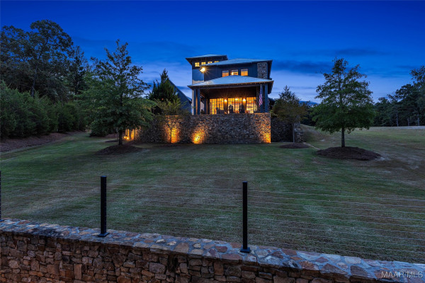 60 Castaway Cove Lane