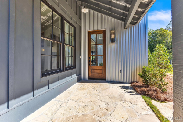 60 Castaway Cove Lane