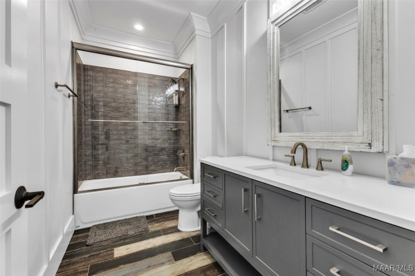 60 Castaway Cove Lane