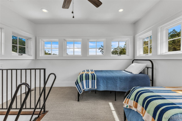 60 Castaway Cove Lane