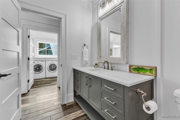 60 Castaway Cove Lane