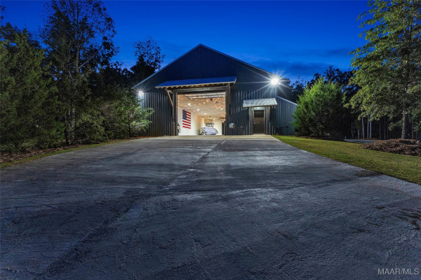 60 Castaway Cove Lane