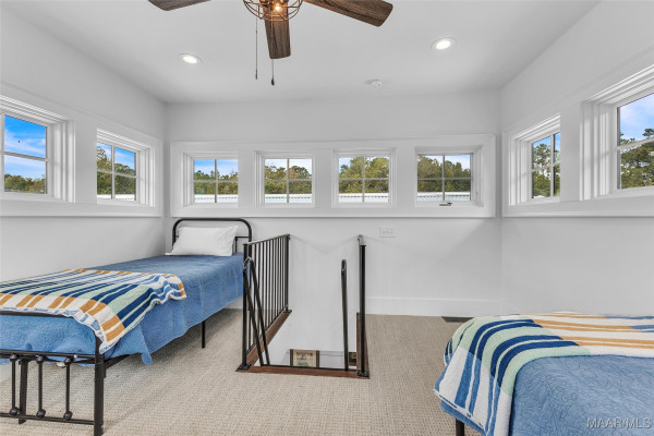 60 Castaway Cove Lane