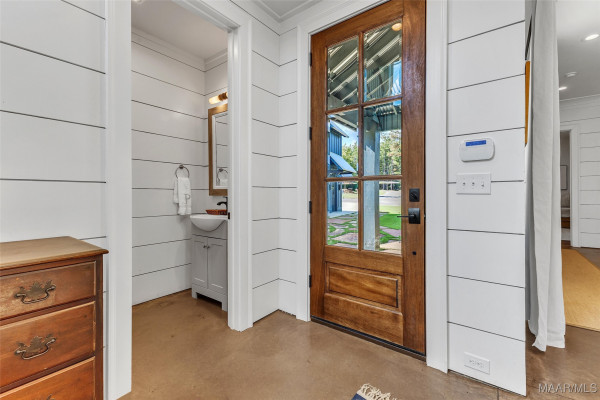 60 Castaway Cove Lane