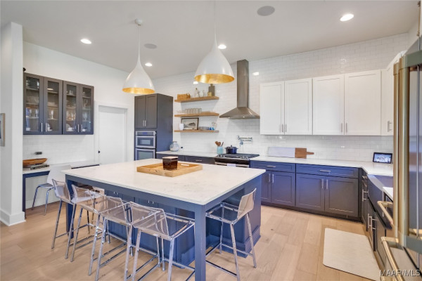 7906 Margaret Street