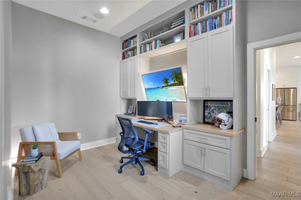 7906 Margaret Street