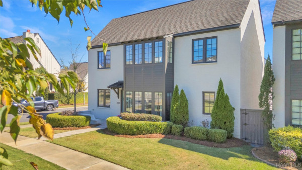 7906 Margaret Street