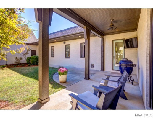 7906 Margaret Street