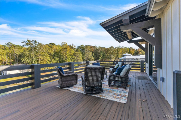 130 Castaway Cove Lane