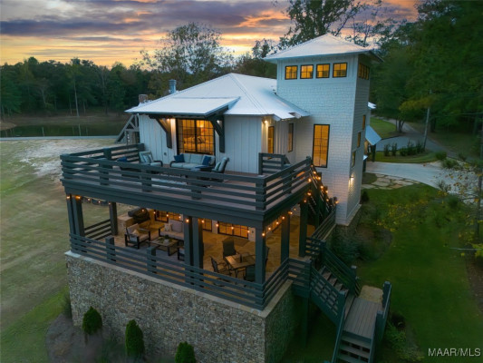 130 Castaway Cove Lane