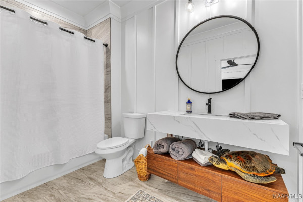 130 Castaway Cove Lane