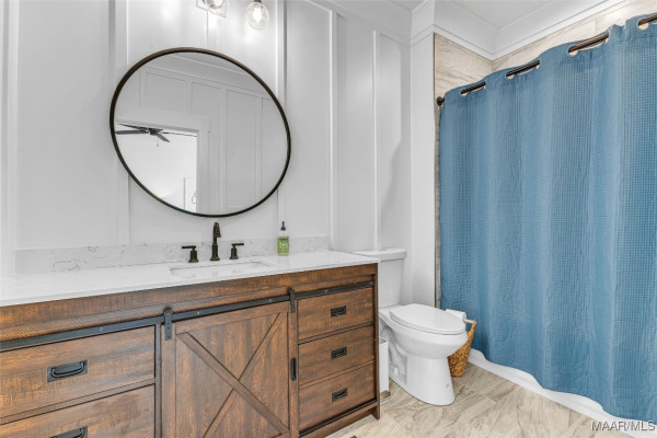 130 Castaway Cove Lane