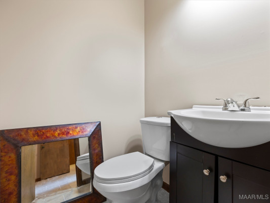 6100 Monticello Drive