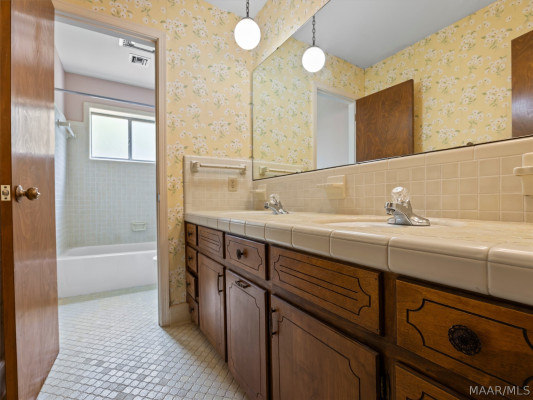 6100 Monticello Drive