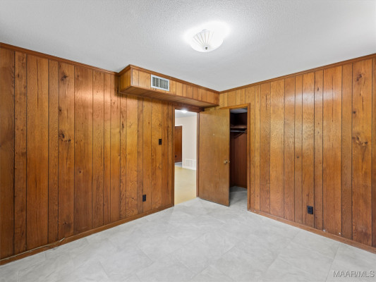 6100 Monticello Drive