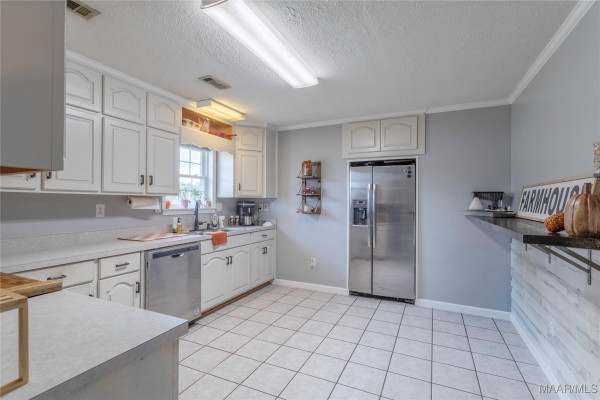 466 County Road 368 .