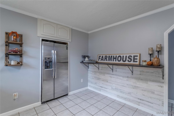 466 County Road 368 .