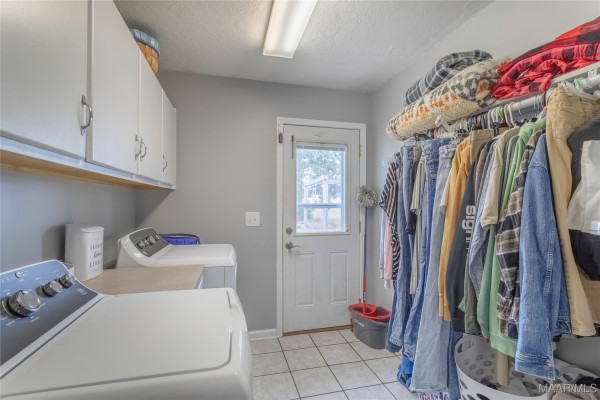 466 County Road 368 .