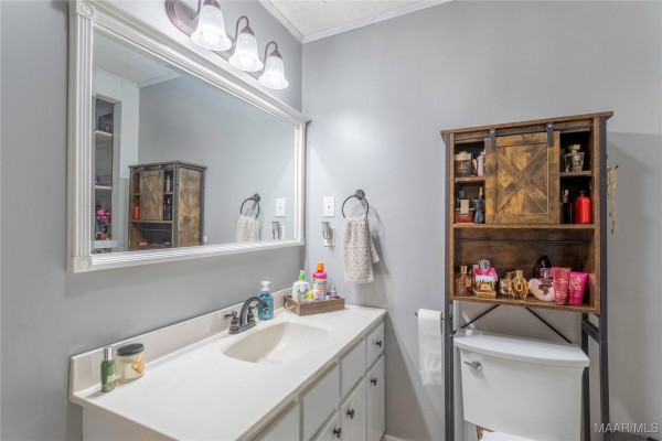 466 County Road 368 .