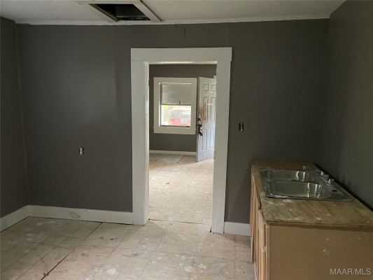 735 Alexander Street