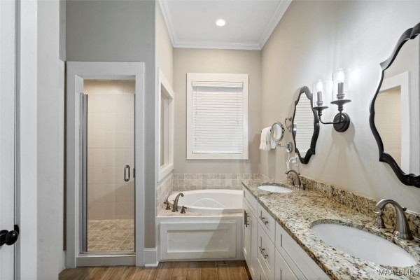 76 Double Oak Avenue