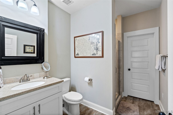 76 Double Oak Avenue