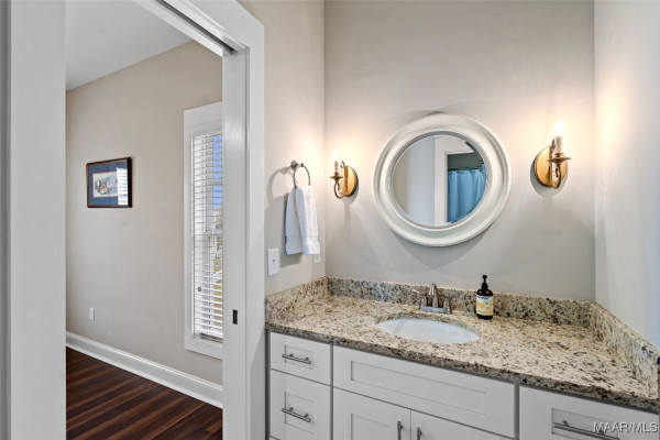 76 Double Oak Avenue