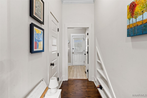 76 Double Oak Avenue