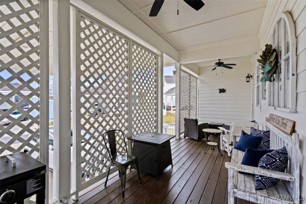 76 Double Oak Avenue