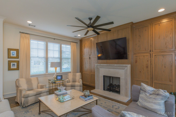 7930 Long Acre Street