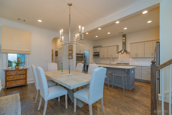 7930 Long Acre Street