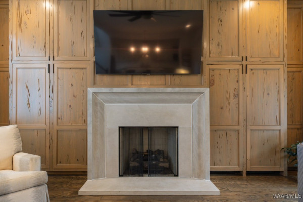 7930 Long Acre Street