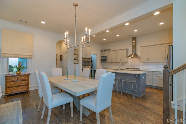 7930 Long Acre Street