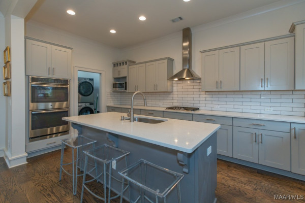 7930 Long Acre Street