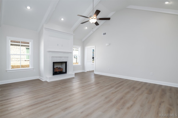 945 Pearl Drive