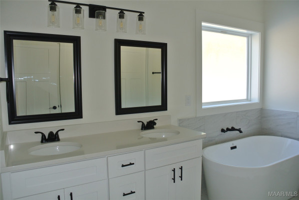 161 Glendale Acres Acres