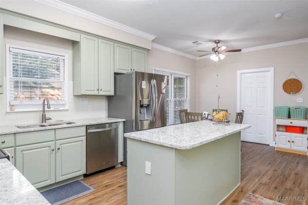 7631 Halcyon Forest Trail