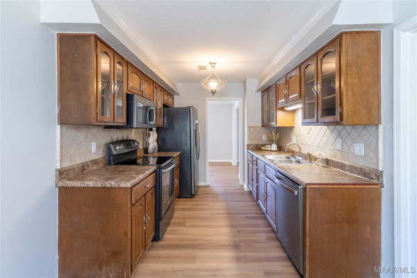 2633 OLD ORCHARD Lane