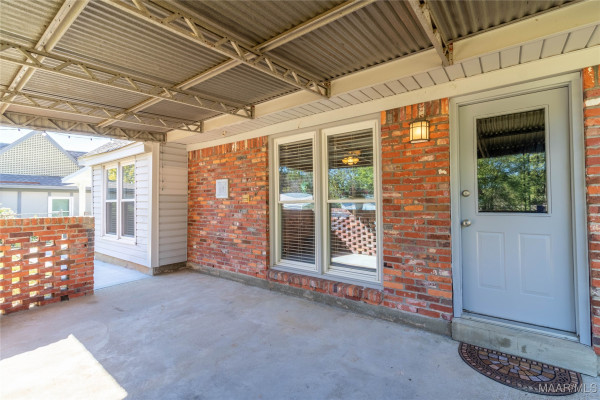 2633 OLD ORCHARD Lane