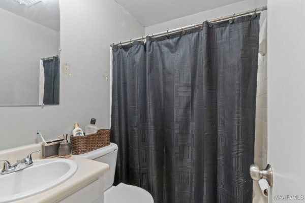 1578 Deatsville Highway