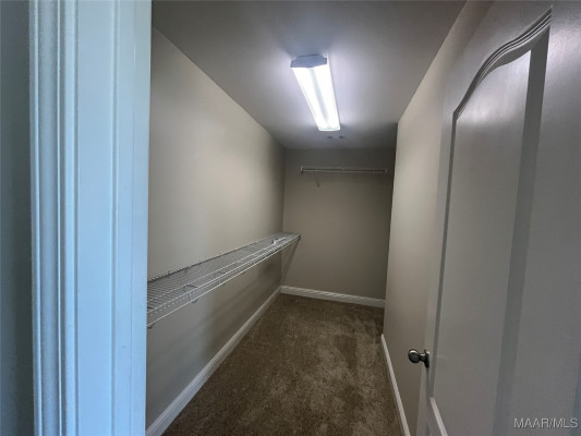 2002 LANDCASTER Court