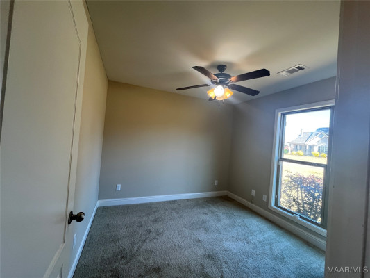 2002 LANDCASTER Court