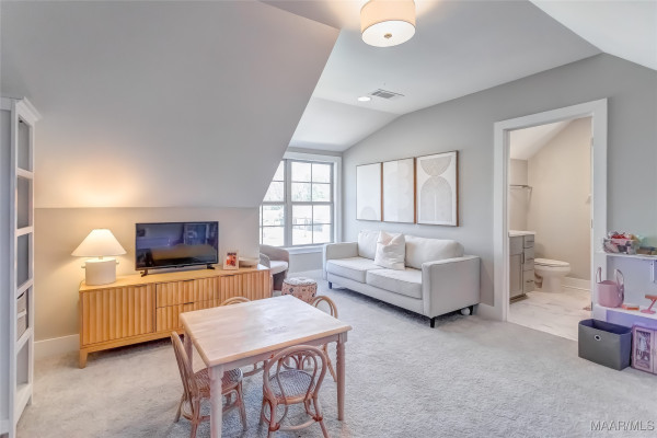 8930 Big Horn Trail