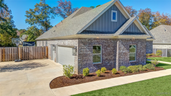 8930 Big Horn Trail