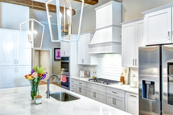 8930 Big Horn Trail