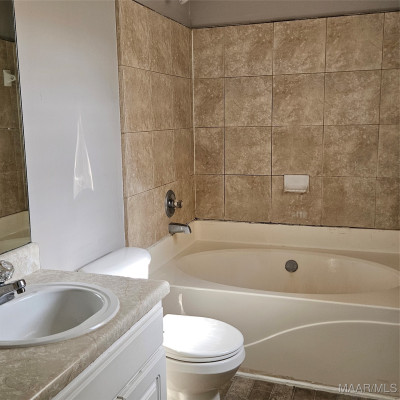 6043 Hobbie Brook Cove