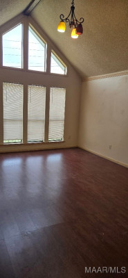 3313 Cross Creek Drive