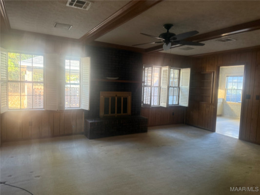 569 Chatsworth Drive