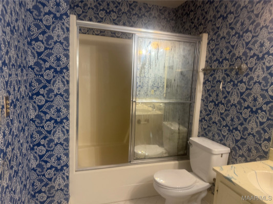 569 Chatsworth Drive