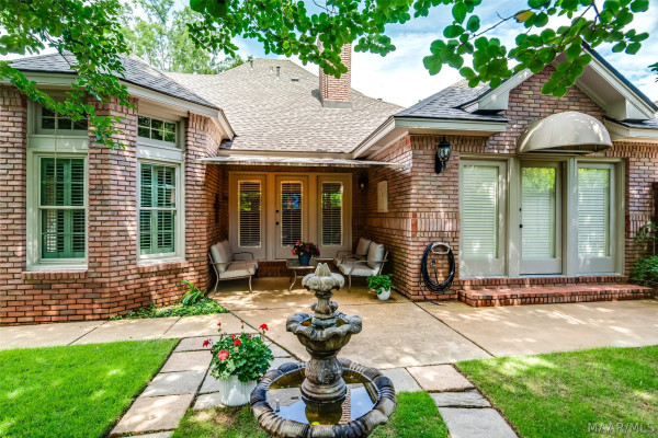 8132 Longneedle Place